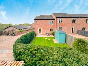 Photo 16- click for photo gallery